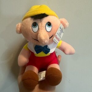 Vintage Walt Disney's Animated film classic Pinocchio  Plush doll 7"